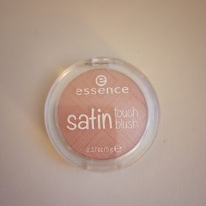 essence satin touch blush, color: satin coral